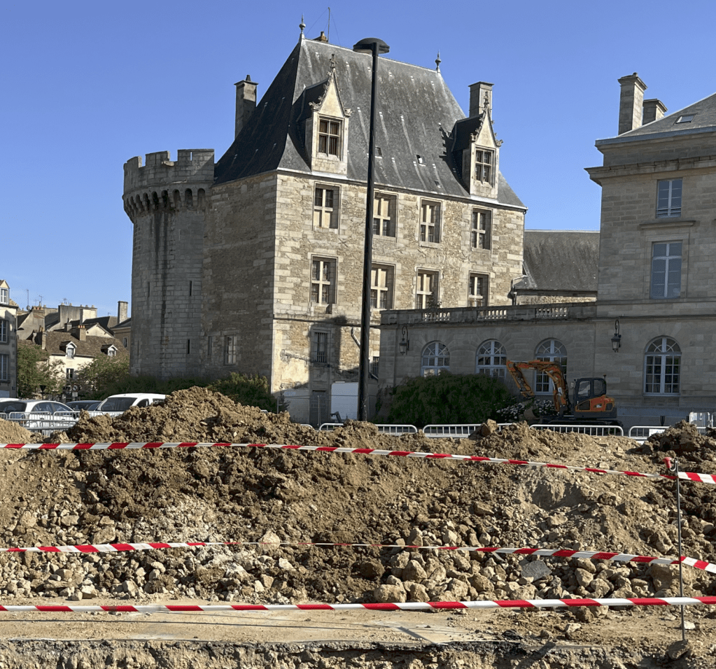 Place Foch : une gestion brouillonne qui piétine les&nbsp;règles